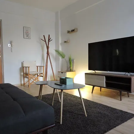 Luxurious Studio Loft Centre Apartament Limassol